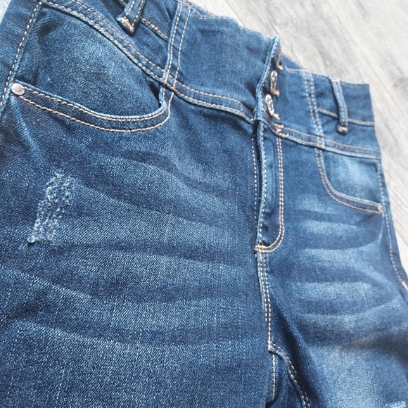 Jordache Girl's triple stack high waisted jean capris - Girl's size 10 - Picture 3 of 14